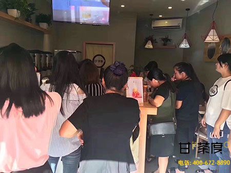 奶茶加盟哪个牌子好？甘茶度奶茶店店店店店店怎么样？