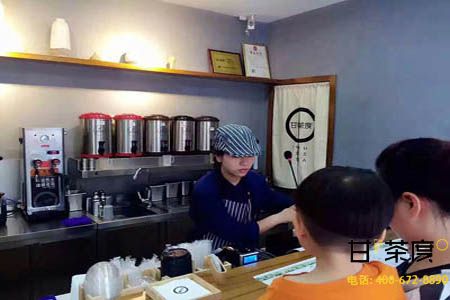 加盟奶茶小店需要多少钱