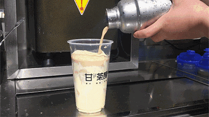 奶茶制作过程
