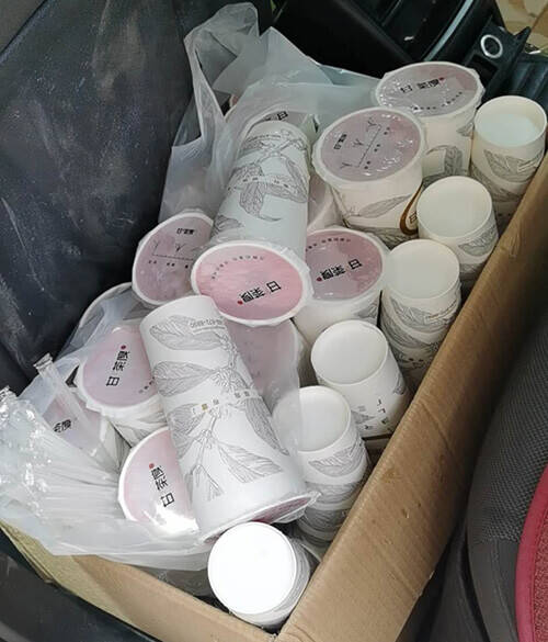 江西甘茶度代理为抗洪战士送上温情奶茶